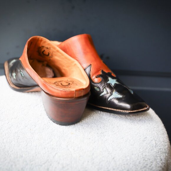 Luchesse Charlie 1 Horse 6.5-B Multicolor Womens Booties - Picture 9 of 13